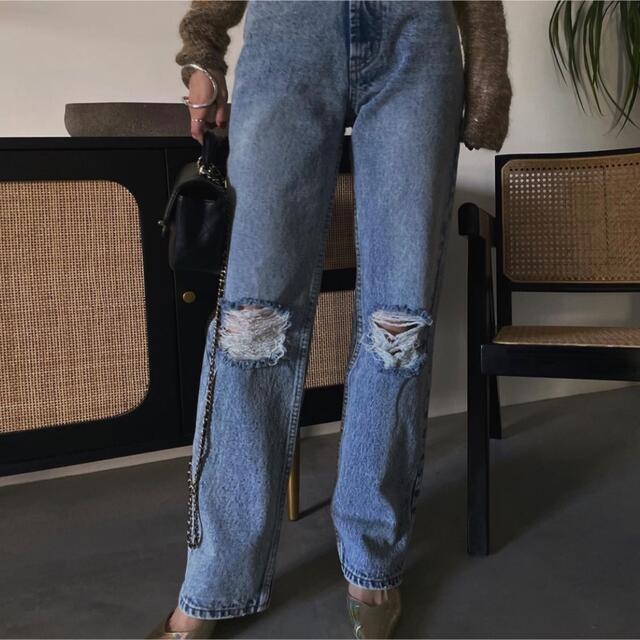 Ameri VINTAGE(アメリヴィンテージ)のCRASH SLIM STRAIGHT DENIM  24inch レディースのパンツ(デニム/ジーンズ)の商品写真