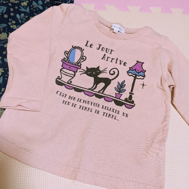 キムラタン(キムラタン)の長袖 Tシャツ ロンT セット 花柄 ネコ 猫 95 100 ピンク ネイビー キッズ/ベビー/マタニティのキッズ服女の子用(90cm~)(Tシャツ/カットソー)の商品写真