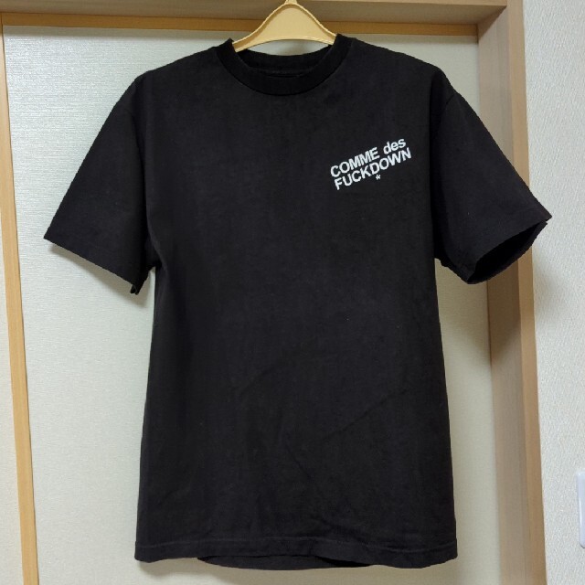 COMME des FUCKDOWN Tシャツ　黒 メンズのトップス(Tシャツ/カットソー(半袖/袖なし))の商品写真