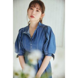 ハーリップトゥ(Her lip to)のHerlipto Chambray Belted Long Dress(ロングワンピース/マキシワンピース)