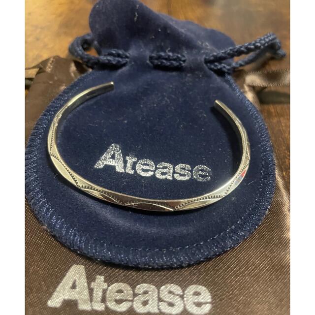 Atease - atease シンプルナバホブレスレットの通販 by hulkun's shop ...