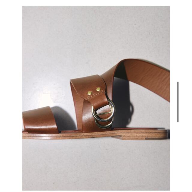 きましたが TODAYFUL Flat Belt Sandals ブラウンSの通販 by 断捨離中 特別 todayful Flat Sandals Belt サンダル