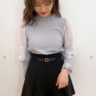 マジェスティックレゴン(MAJESTIC LEGON)の★専用★スフレフラワーリブトップス(カットソー(長袖/七分))