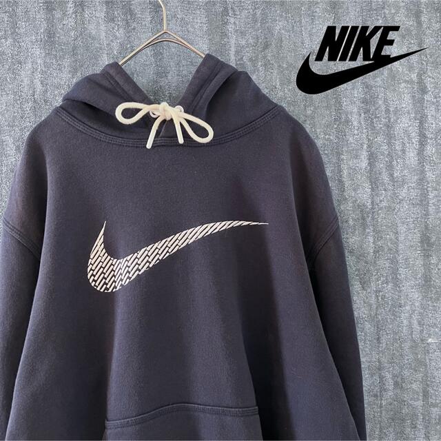 NIKE(ナイキ)のナイキ NIKE パーカー　紺タグ　90's 刺繍ロゴ　プルオーバーパーカー メンズのトップス(パーカー)の商品写真