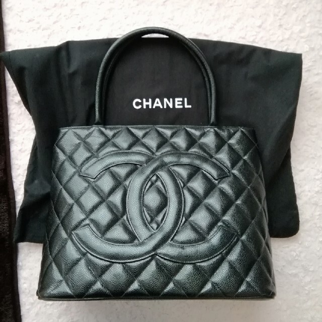 CHANEL　復刻トートバック　キャビアスキン　シルバーメダルタイプ　美品