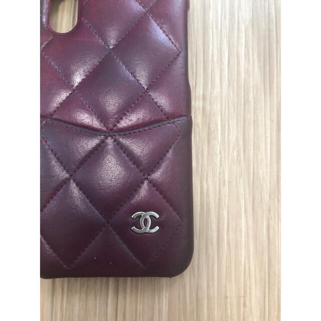 CHANEL(シャネル)のシャネル CHANEL iPhoneX XSケース　ワインレッド　マトラッセ❤️ スマホ/家電/カメラのスマホアクセサリー(iPhoneケース)の商品写真