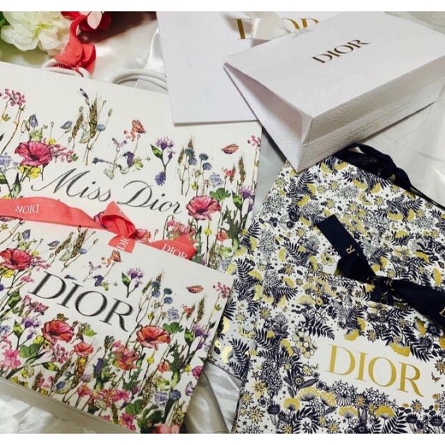 Dior(ディオール)のディオールスキンフォーエバークチュールルミナイザー❣️02ピンクグロウ コスメ/美容のベースメイク/化粧品(フェイスカラー)の商品写真