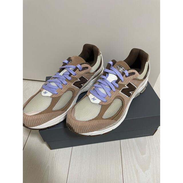 NEW BALANCE SSENSE Exclusive 2002R 27.5