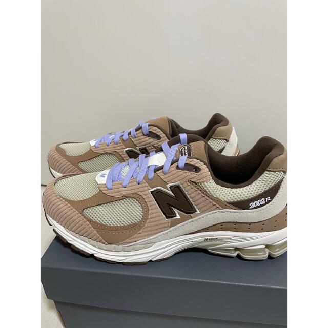 NEW BALANCE SSENSE Exclusive 2002R 27.5