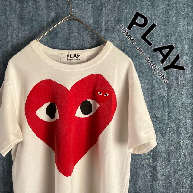 COMME des GARCONS(コムデギャルソン)のPlay COMME des GARCONS ギャルソン　ワンポイント刺繍ロゴ レディースのトップス(カットソー(半袖/袖なし))の商品写真