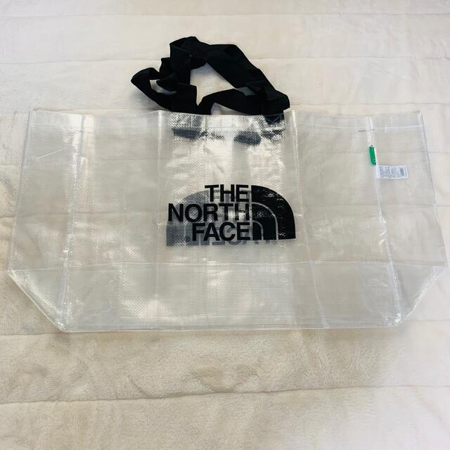 THE NORTH FACE(ザノースフェイス)の【新品未使用】ノースフェイス　クリアトートバッグ　韓国　ホワイトレーベル レディースのバッグ(トートバッグ)の商品写真