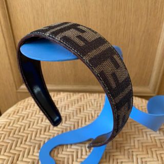2ページ目 - フェンディ カチューシャの通販 100点以上 | FENDIの 2ページ目 - フェンディ カチューシャの通販 100点以上 | FENDIの