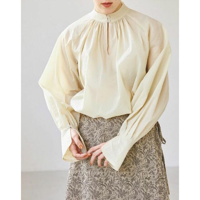 TODAYFUL(トゥデイフル)の【新品未使用、タグ付き】todayful Sheer Gather Blouse レディースのトップス(シャツ/ブラウス(長袖/七分))の商品写真