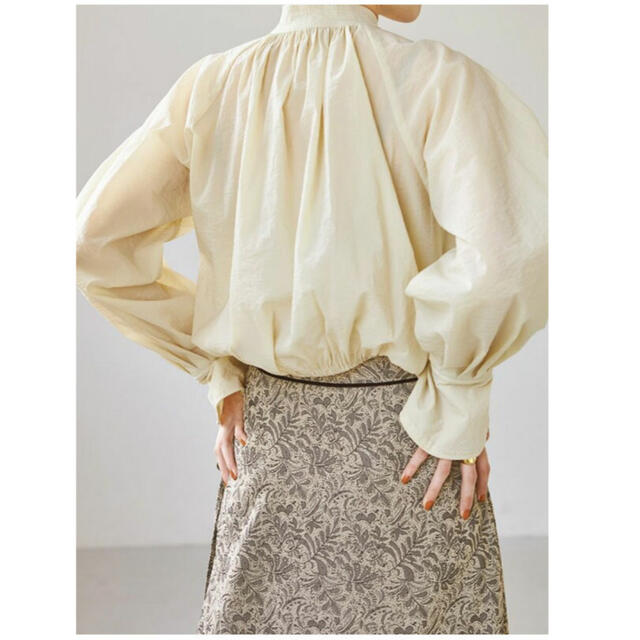 TODAYFUL(トゥデイフル)の【新品未使用、タグ付き】todayful Sheer Gather Blouse レディースのトップス(シャツ/ブラウス(長袖/七分))の商品写真