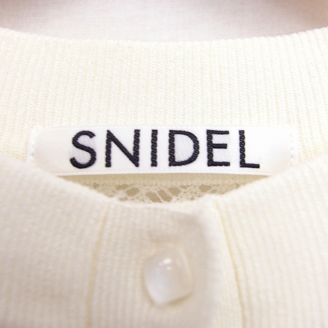 SNIDEL(スナイデル)のスナイデル snidel ニット カーディガン 丸首 長袖 クロップド丈 レディースのトップス(カーディガン)の商品写真