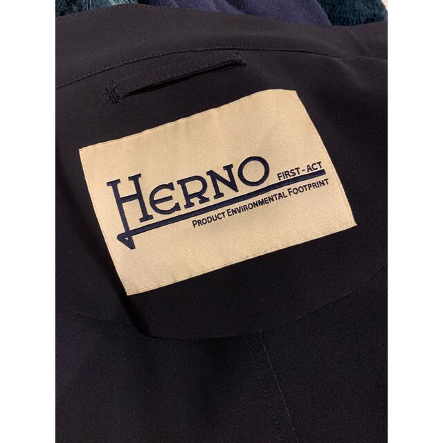 Herno ブラックジャケット 6