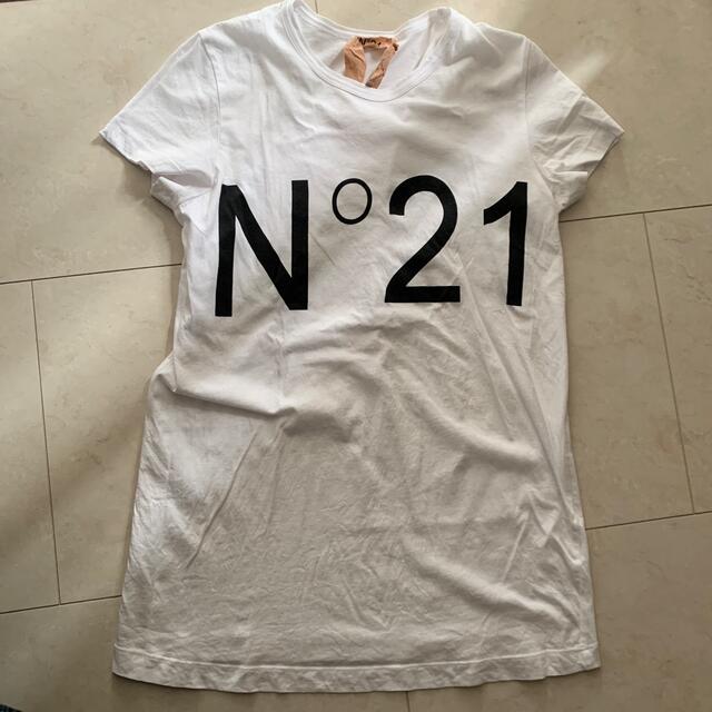 N°21(ヌメロヴェントゥーノ)のN°21 ヌメロヴェントゥーノ　ロゴ　Tシャツ レディースのトップス(Tシャツ(半袖/袖なし))の商品写真