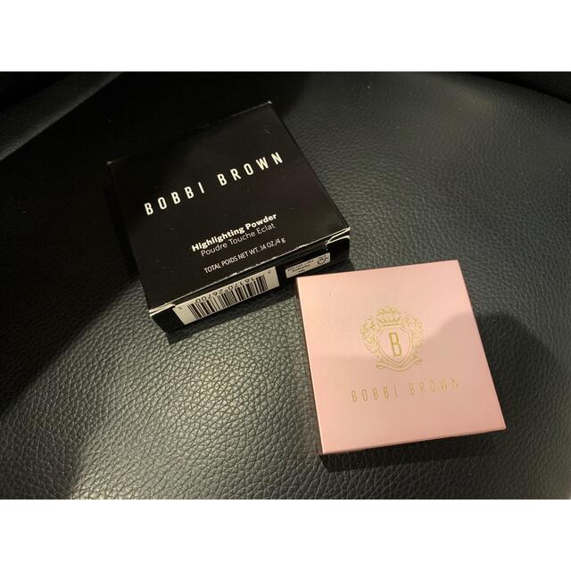 BOBBI BROWN(ボビイブラウン)のミニハイライティングパウダー L01 ピンクグロウ【限定品】 コスメ/美容のベースメイク/化粧品(フェイスカラー)の商品写真