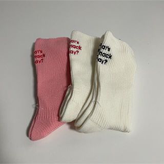 クツシタヤ(靴下屋)の靴下屋　メッセージ刺繍ソックス(ソックス)