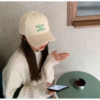 新品　キャップ レディース 深め 帽子　コットン ロゴ　韓国　可愛い　シンプル(キャップ)