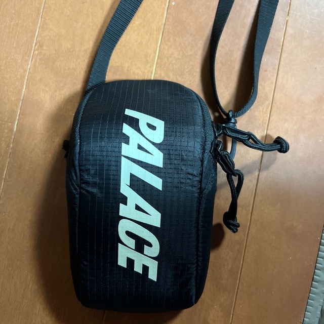 Supreme(シュプリーム)のpalace skateboards sling sack bag メンズのバッグ(ショルダーバッグ)の商品写真