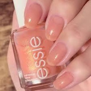 エッシー(Essie)の【限定色】essie  ネイルポリッシュ、偏光パール入りコーラル(マニキュア)