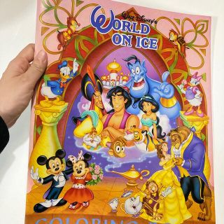 ディズニー(Disney)の激レア　ディズニーワールドオンアイス　英語版ぬりえ(絵本/児童書)