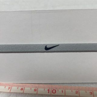 ナイキ　ヘアバンド　グレー　NIKE サッカー　日本代表　選手　モデル　南野拓実(記念品/関連グッズ)