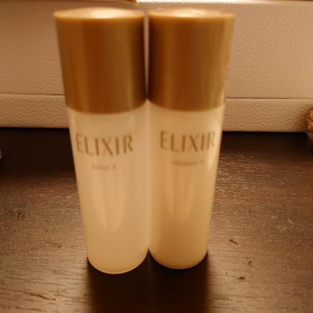 ELIXIR(エリクシール)のアドバンスエイジングケア　化粧水、乳液 コスメ/美容のコスメ/美容 その他(その他)の商品写真