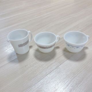 パイレックス(Pyrex)のパイレックス カップ 2点とクリーマー2点(グラス/カップ)