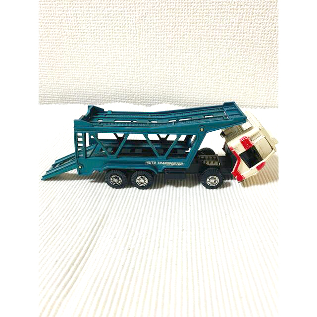 ☆ヨネザワトイズ ISUZU トラック☆ エンタメ/ホビーのおもちゃ/ぬいぐるみ(ミニカー)の商品写真