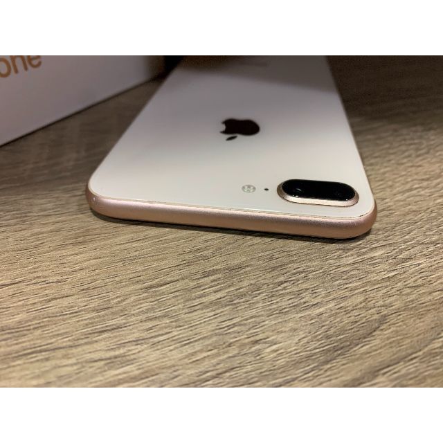 Apple(アップル)のiPhone8 plus 256GB ゴールド simフリーios15.3 スマホ/家電/カメラのスマートフォン/携帯電話(スマートフォン本体)の商品写真