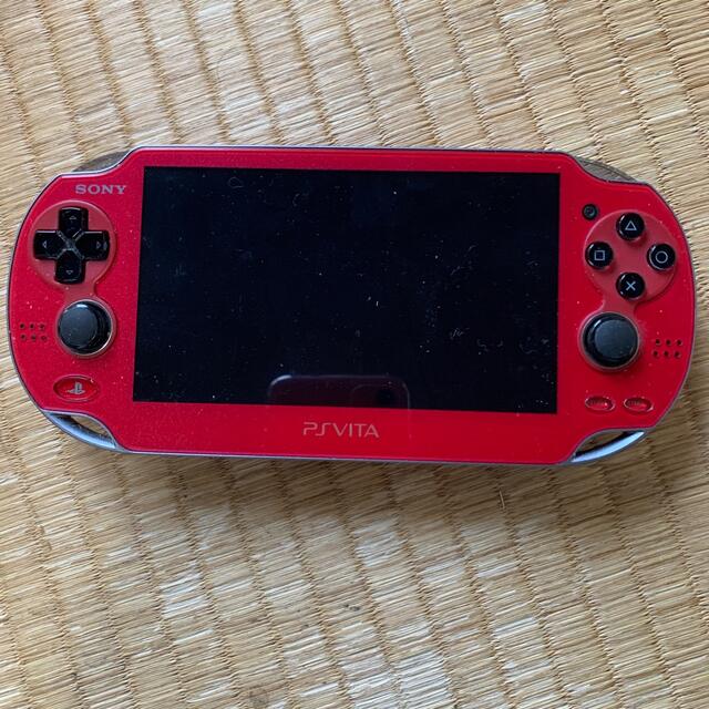 PSvita 1000  レッド　本体と充電用つき