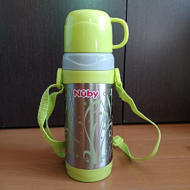 水筒　Nuby キッズ/ベビー/マタニティの授乳/お食事用品(水筒)の商品写真