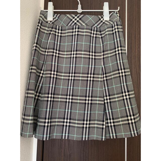 BURBERRY(バーバリー)のバーバリースカート② レディースのスカート(ひざ丈スカート)の商品写真