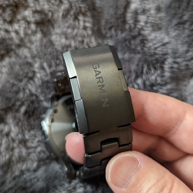 GARMIN(ガーミン)のGARMIN fenix6X sapphire + 別売純正メタルバンド メンズの時計(腕時計(デジタル))の商品写真