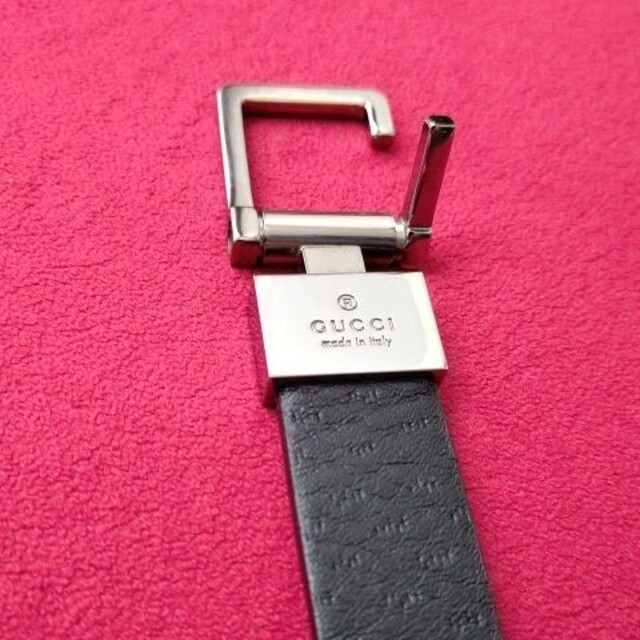 Gucci(グッチ)のGUCCIキーホルダー レディースのファッション小物(キーホルダー)の商品写真