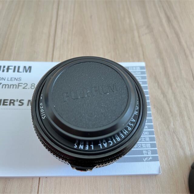 富士フイルム(フジフイルム)の富士フイルム XF27mm F2.8 R WR 美品 スマホ/家電/カメラのカメラ(レンズ(単焦点))の商品写真