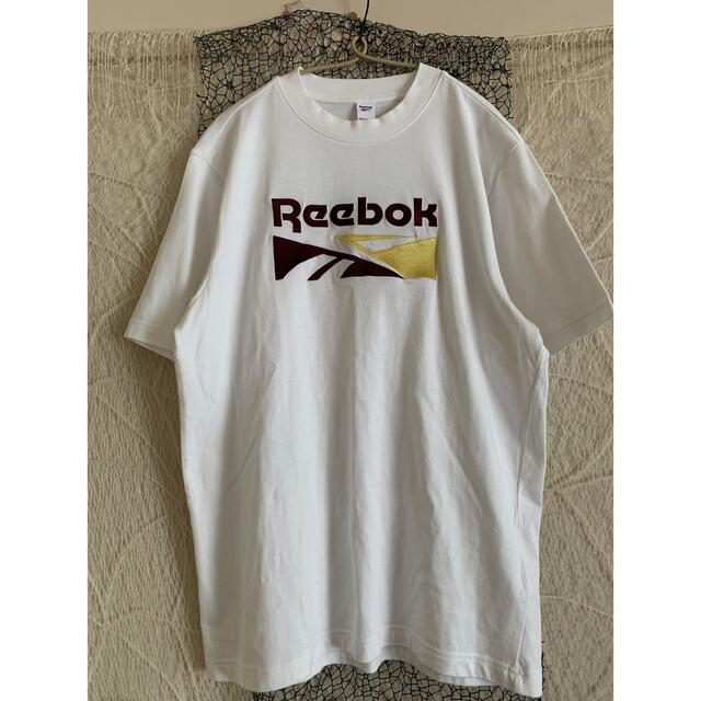 Reebok(リーボック)のused Reebok 刺繍ロゴTシャツ メンズのトップス(Tシャツ/カットソー(半袖/袖なし))の商品写真
