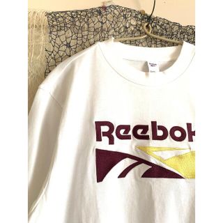 リーボック(Reebok)のused Reebok 刺繍ロゴTシャツ(Tシャツ/カットソー(半袖/袖なし))