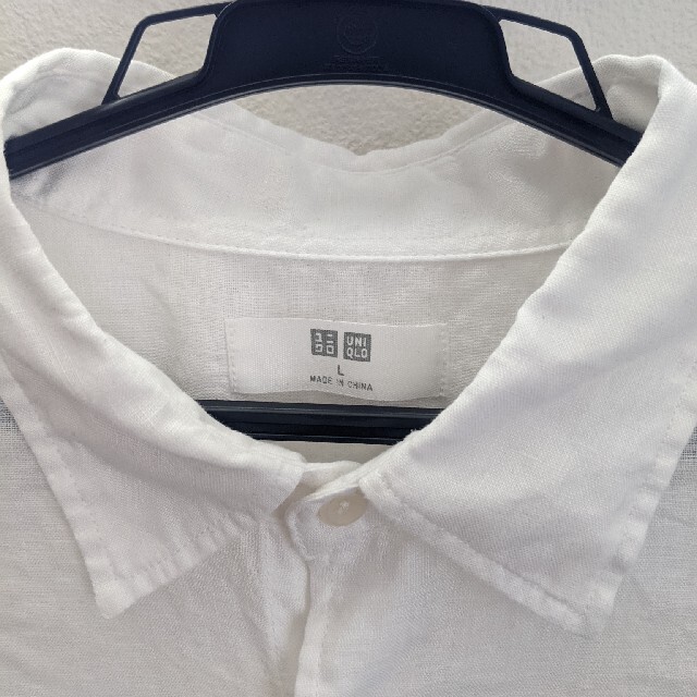 UNIQLO(ユニクロ)のユニクロ 白 リネンシャツ メンズのトップス(シャツ)の商品写真