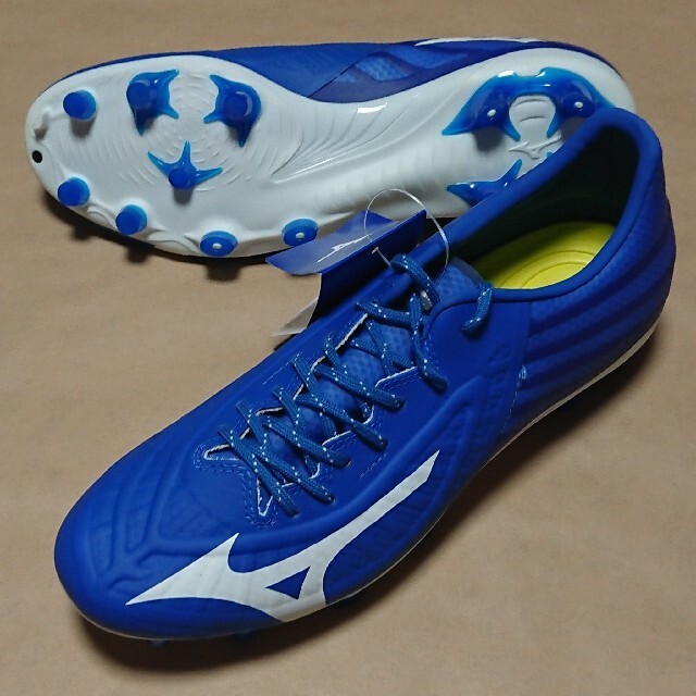 MIZUNO - サッカー 27cm ミズノ レビュラ 3 PROの通販 by 麒麟's shop ...