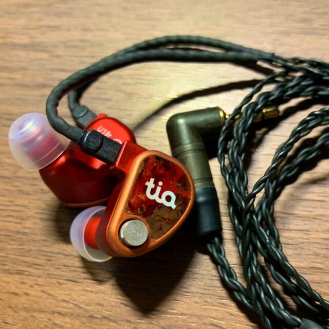 64 AUDIO U18t スマホ/家電/カメラのオーディオ機器(ヘッドフォン/イヤフォン)の商品写真