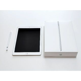 アップル(Apple)のApple iPad 9.7インチ 第6世代 32GB WiFiモデル シルバー(タブレット)