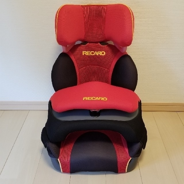 RECARO(レカロ)のレカロ　ジュニアシート　 スタート アールワン　カラー：スクーデリアレッド キッズ/ベビー/マタニティの外出/移動用品(自動車用チャイルドシート本体)の商品写真