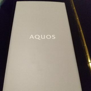 アクオス(AQUOS)のSHARP AQUOS sense6 128GB ブラック SH-M19B-B(スマートフォン本体)