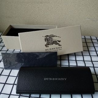 バーバリー(BURBERRY)のメガネケース（BURBERRY）未使用(日用品/生活雑貨)