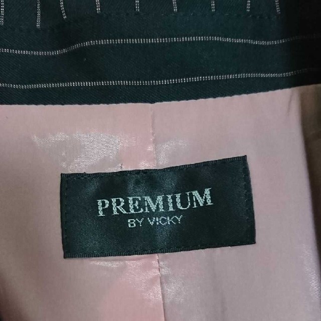 VICKY(ビッキー)の【美品】PREMIUM by VICKY スーツ ジャケット&スカートセット レディースのフォーマル/ドレス(スーツ)の商品写真