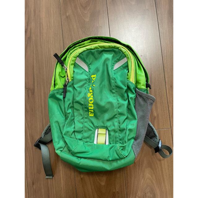 patagonia(パタゴニア)のPatagonia キッズ リュック グリーン 12L キッズ/ベビー/マタニティのこども用バッグ(リュックサック)の商品写真