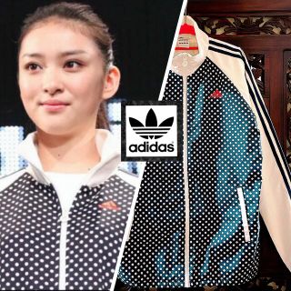 アディダス(adidas)のアディダス 武井咲 ドット 水玉 ナイロンパーカー ウィンドブレーカー ジャージ(ナイロンジャケット)